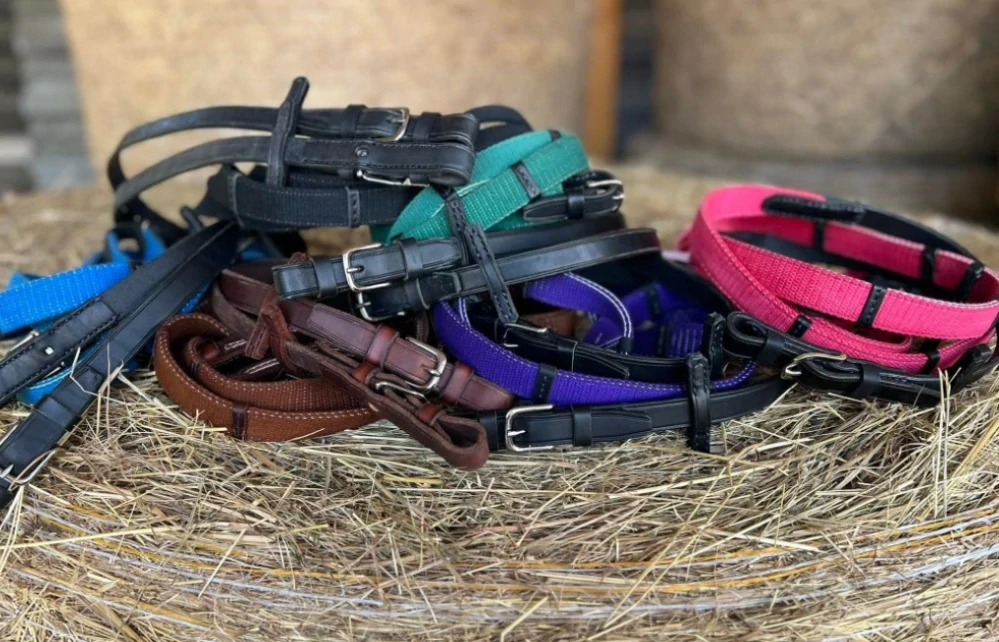 Široké plátěné otěže, ručně šité, 2,5 cm (více barev)