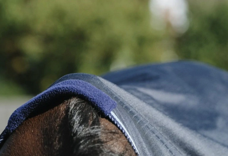 Nepromokavá deka Riding World Eco AW 25/26, 0 g, modrá