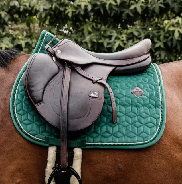 Podsedlová dečka Kentucky Velvet, VS - tmavě zelená