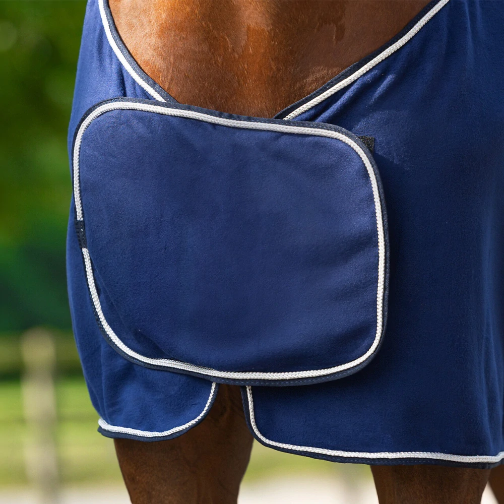 Odpocovací deka QHP Ornament, modrá