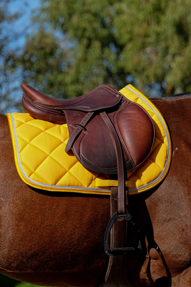 Podsedlová dečka EQUITHEME Classic, žlutá