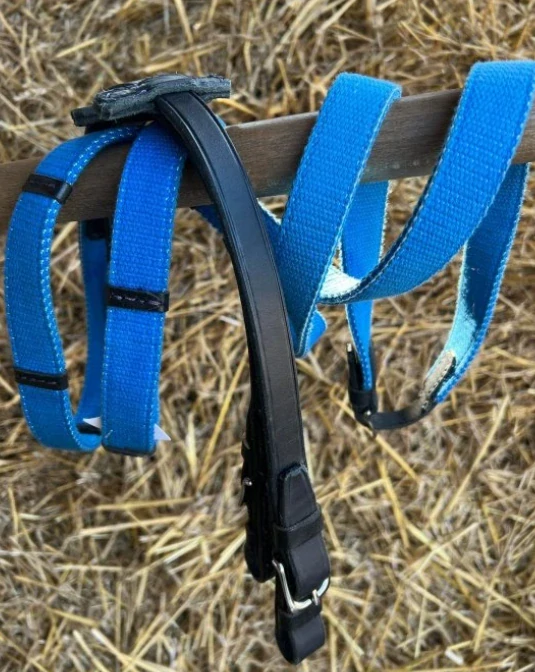 Široké plátěné otěže, ručně šité, 2,5 cm (více barev)