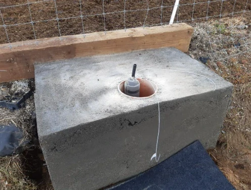 Míčová napáječka dvojitá s třmeny JFC, 100 l