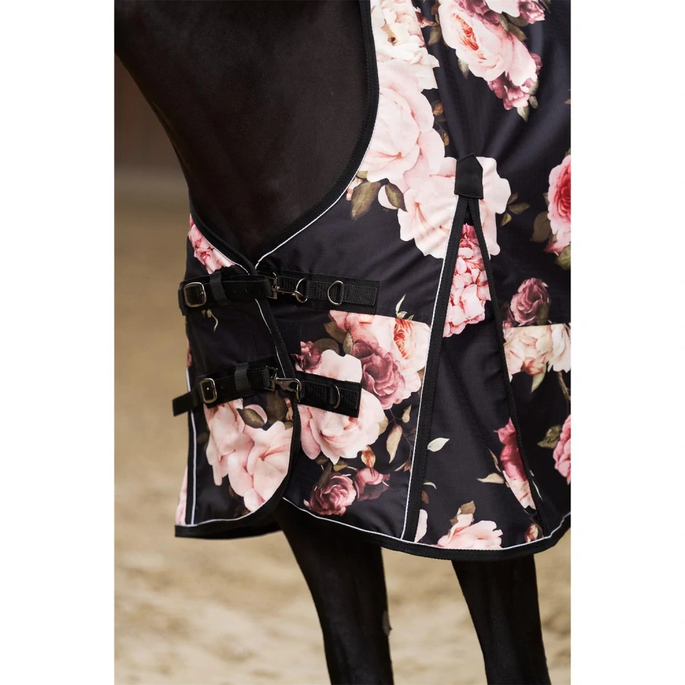 Nepromokavá deka s fleecem IRH AW 2025/26 Super-Dry, černá s kytkami