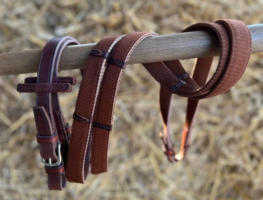 Široké plátěné otěže, ručně šité, 2,5 cm (více barev)