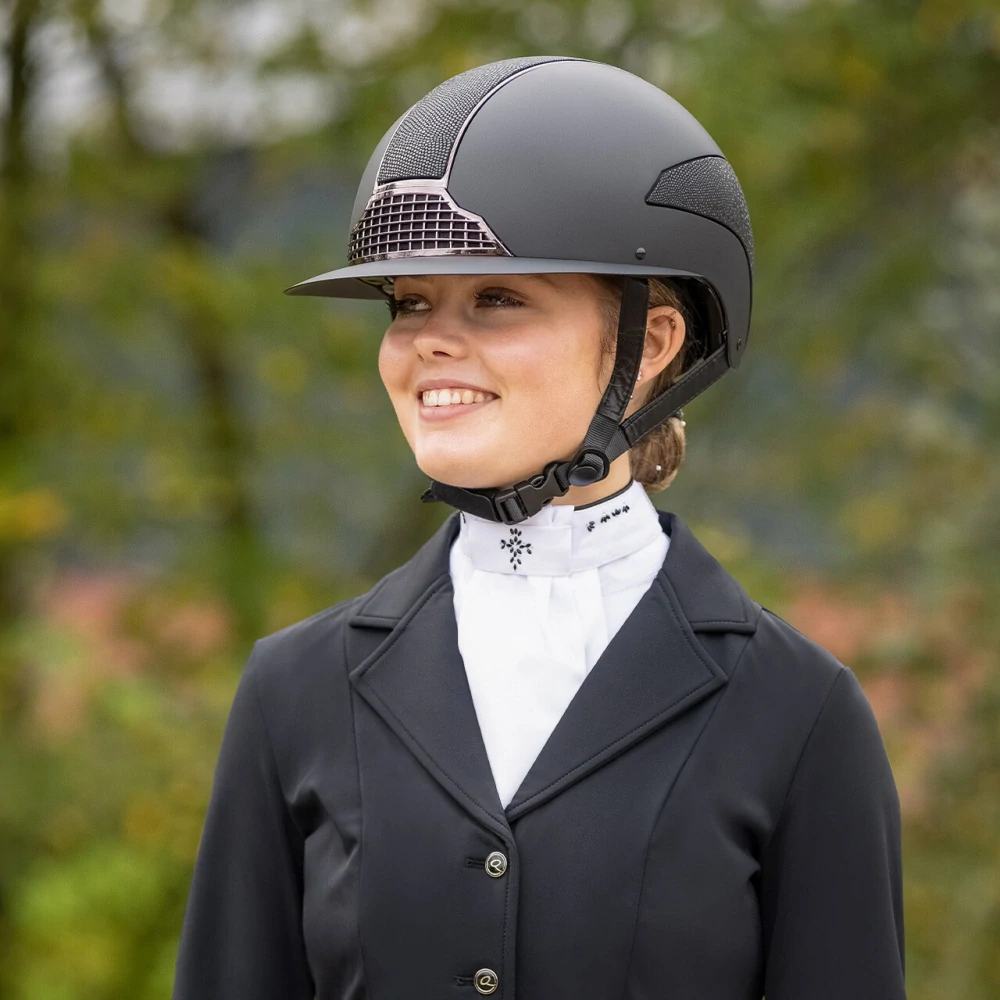 Jezdecký plastron QHP Novah, bílo-černý