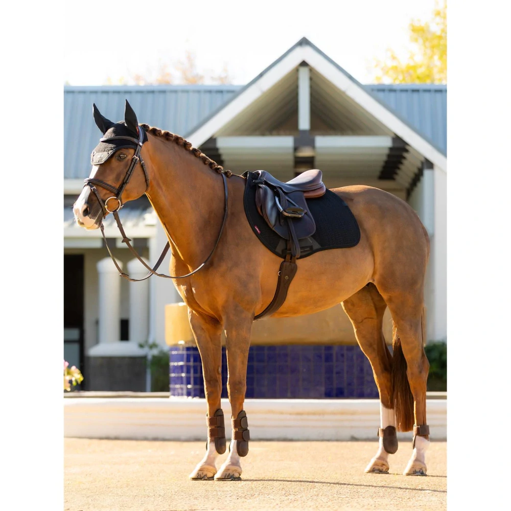 Podsedlová dečka LeMieux Finesse Square AW 25/26, VS (více barev)