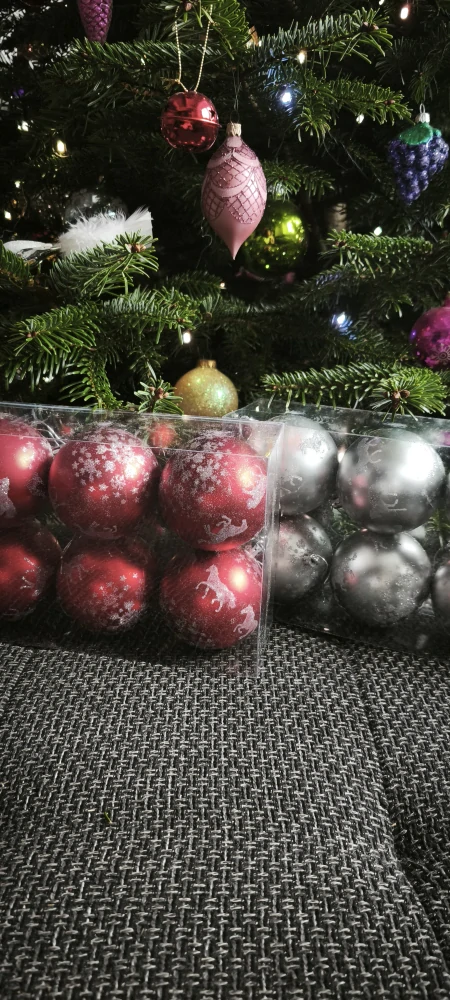 Vánoční baňky s motivem koně - sada 6 ks (červené/stříbrné)