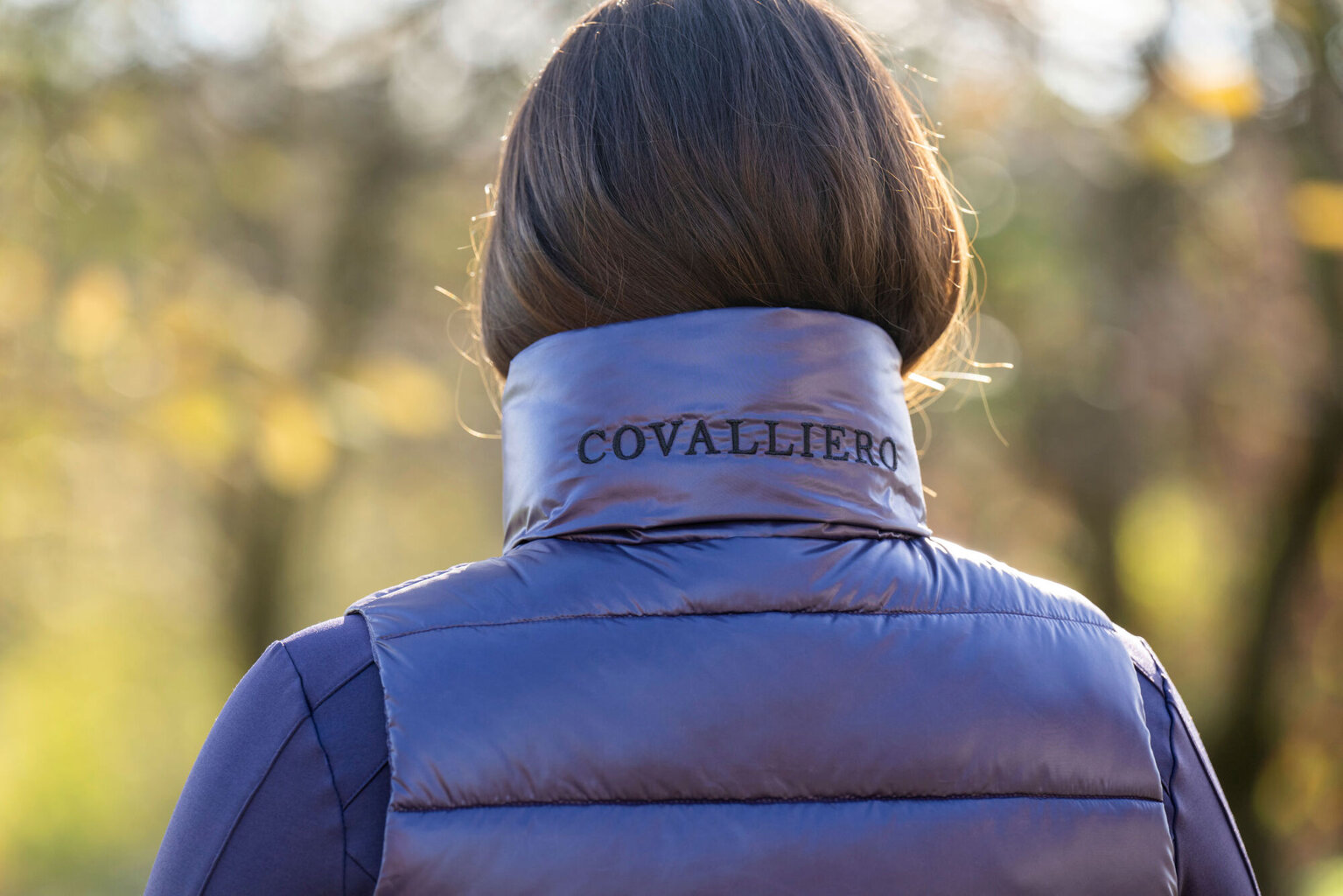 Dámská prošívaná vesta Covalliero A/W 2023, fialová, vel. M