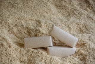 Lisovaná podestýlka z dřevěných hoblin Horse Span, cca 350 l