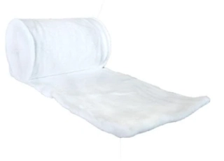 Vata bavlněná veterinární v roli 1 kg (20-30 cm)